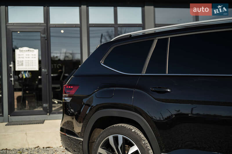 Позашляховик / Кросовер Volkswagen Atlas 2020 в Чернівцях