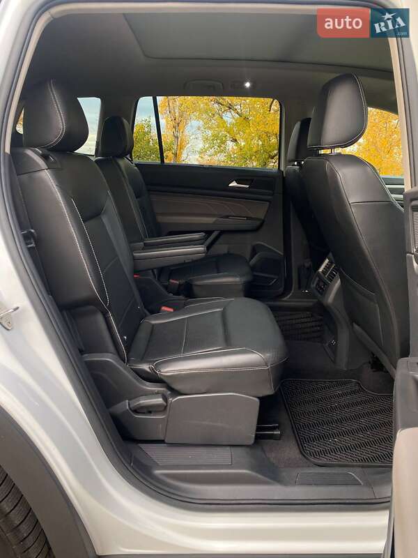 Внедорожник / Кроссовер Volkswagen Atlas 2022 в Днепре