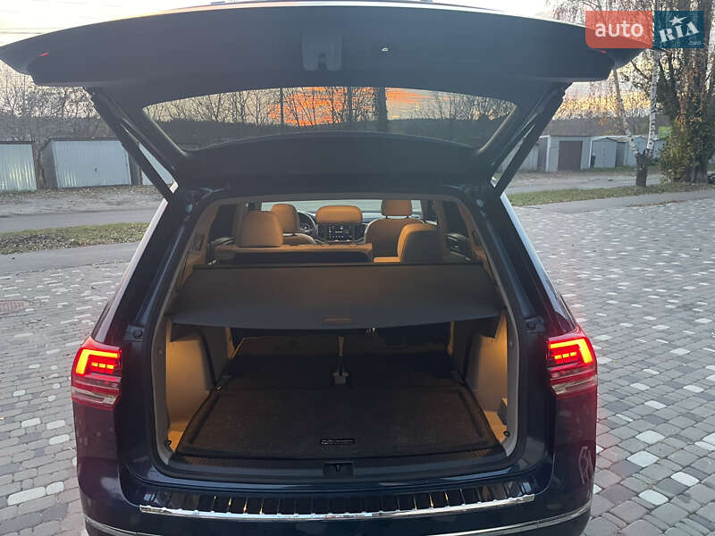 Внедорожник / Кроссовер Volkswagen Atlas 2019 в Киеве фото 18 Внедорожник / Кроссовер Volkswagen Atlas 2019 в Киеве