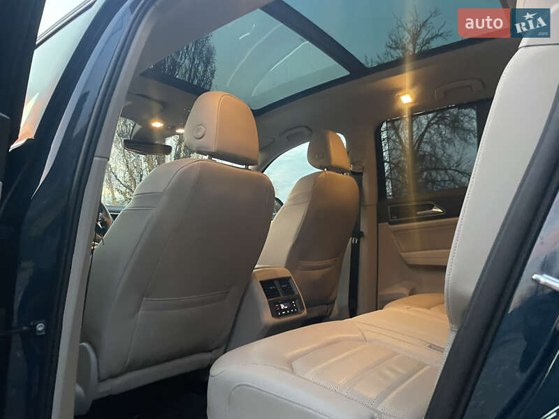 Внедорожник / Кроссовер Volkswagen Atlas 2019 в Киеве фото 21 Внедорожник / Кроссовер Volkswagen Atlas 2019 в Киеве