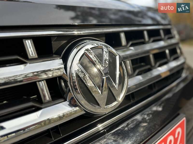 Внедорожник / Кроссовер Volkswagen Atlas 2018 в Нетешине