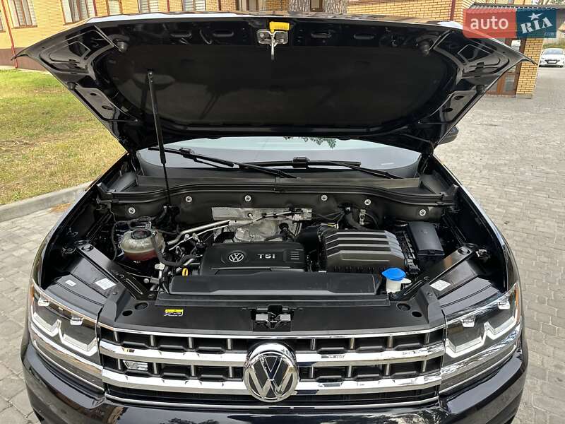 Внедорожник / Кроссовер Volkswagen Atlas 2018 в Нетешине