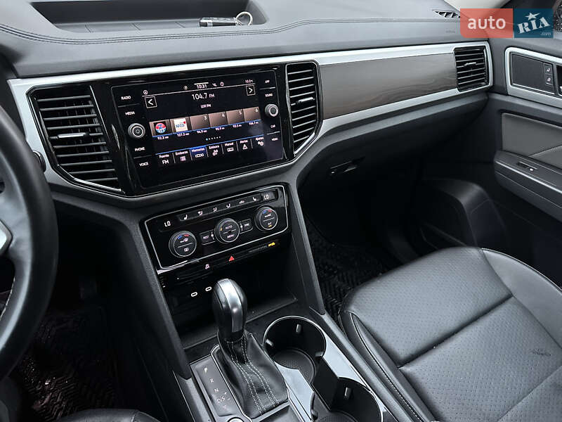 Внедорожник / Кроссовер Volkswagen Atlas 2022 в Каменке-Бугской