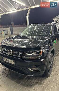 Позашляховик / Кросовер Volkswagen Atlas 2020 в Рівному