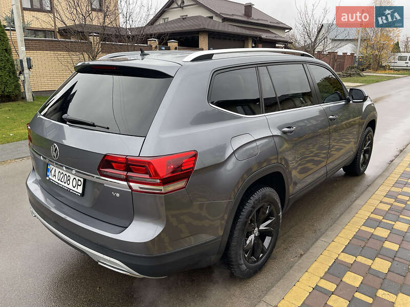 Внедорожник / Кроссовер Volkswagen Atlas 2017 в Киеве
