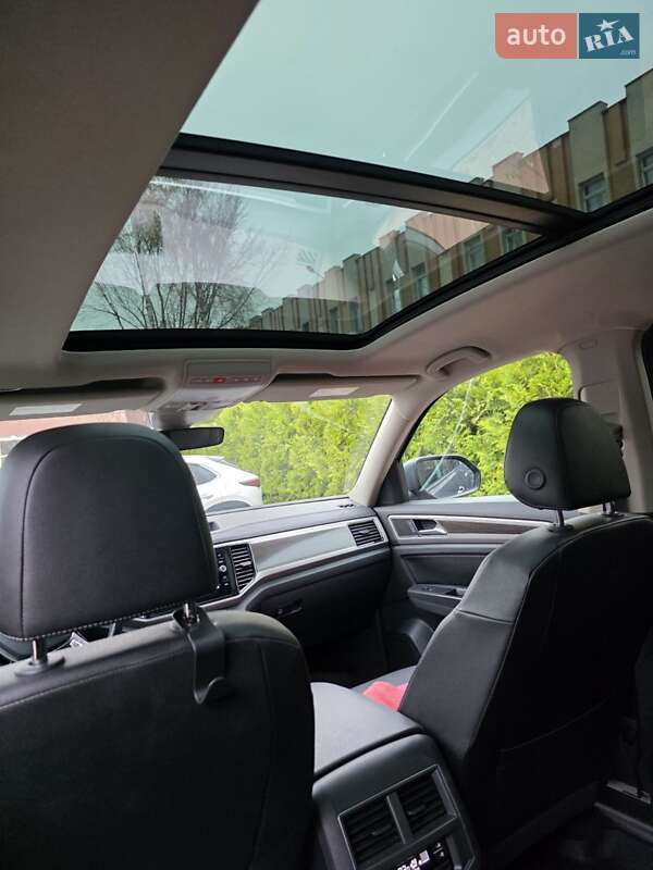 Внедорожник / Кроссовер Volkswagen Atlas 2017 в Черкассах