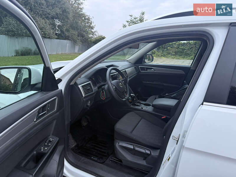 Внедорожник / Кроссовер Volkswagen Atlas 2017 в Киеве фото 8 Внедорожник / Кроссовер Volkswagen Atlas 2017 в Киеве