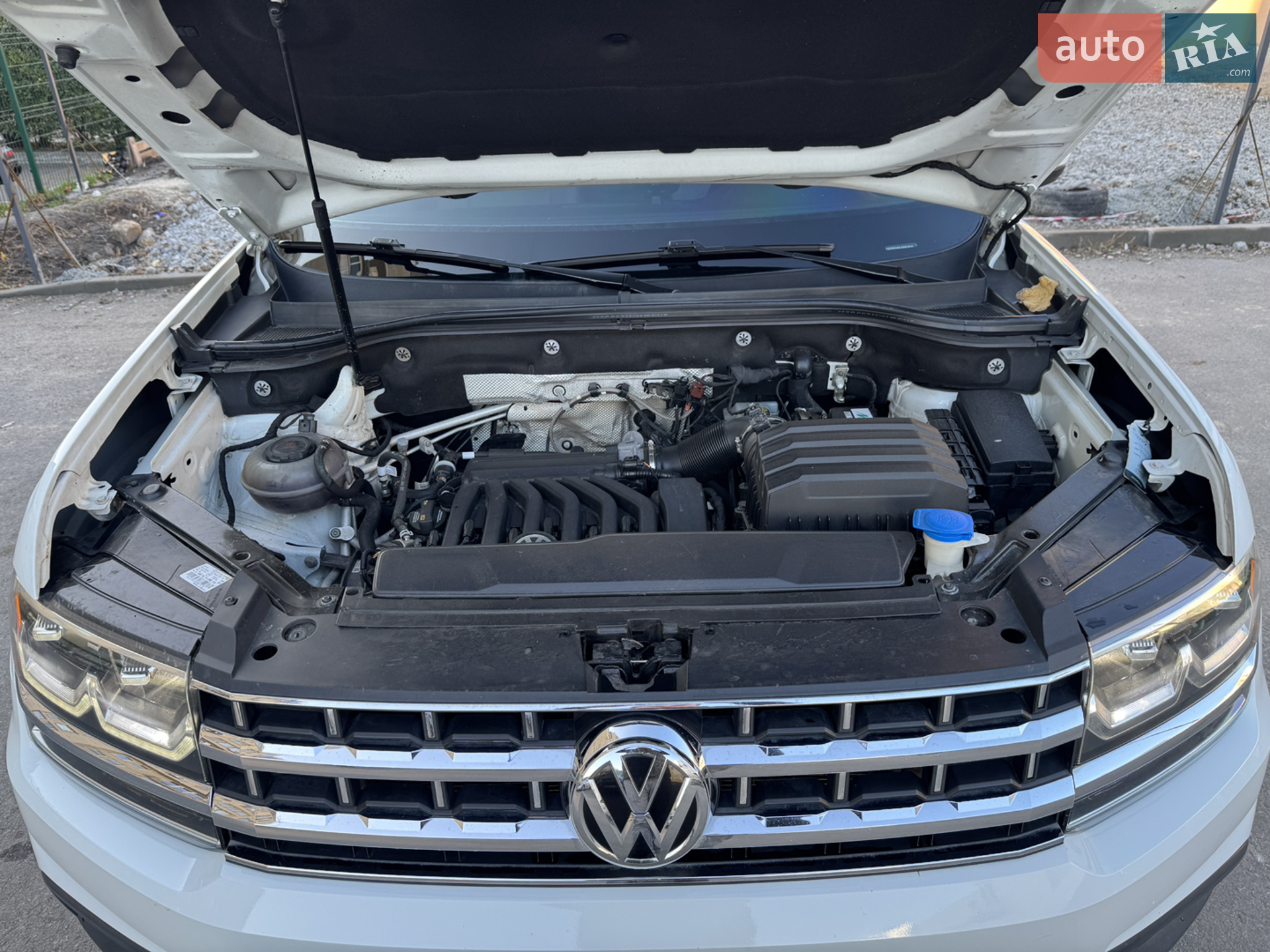 2017 Volkswagen Atlas - мініатюра 10