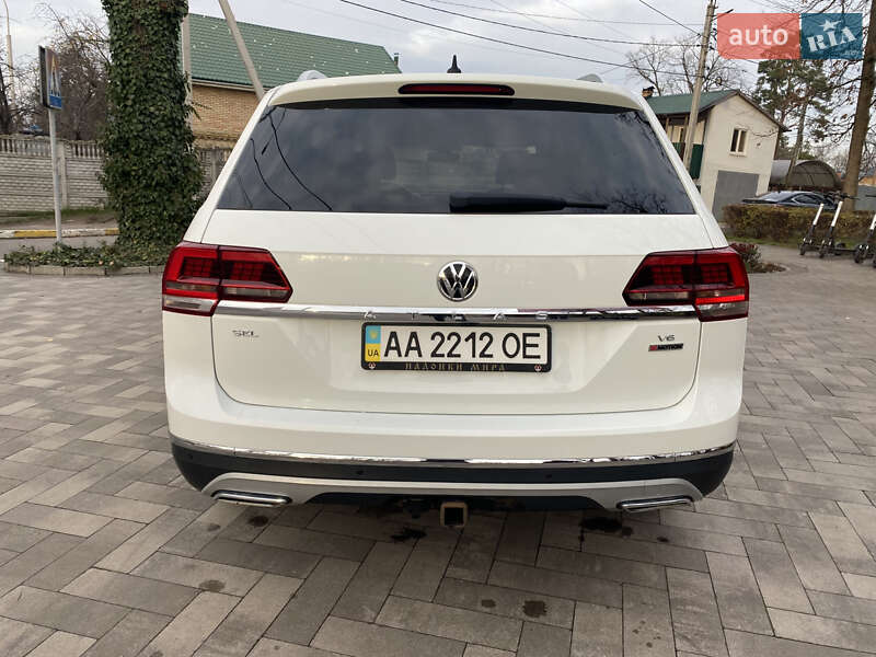 Позашляховик / Кросовер Volkswagen Atlas 2018 в Києві