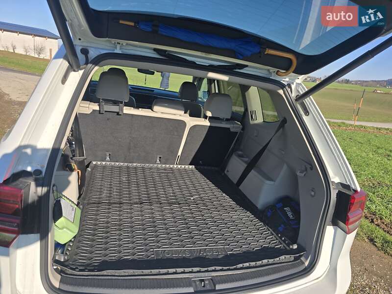 Внедорожник / Кроссовер Volkswagen Atlas 2017 в Харькове