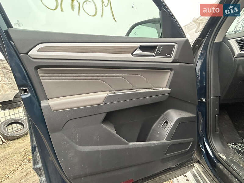 Позашляховик / Кросовер Volkswagen Atlas 2021 в Одесі