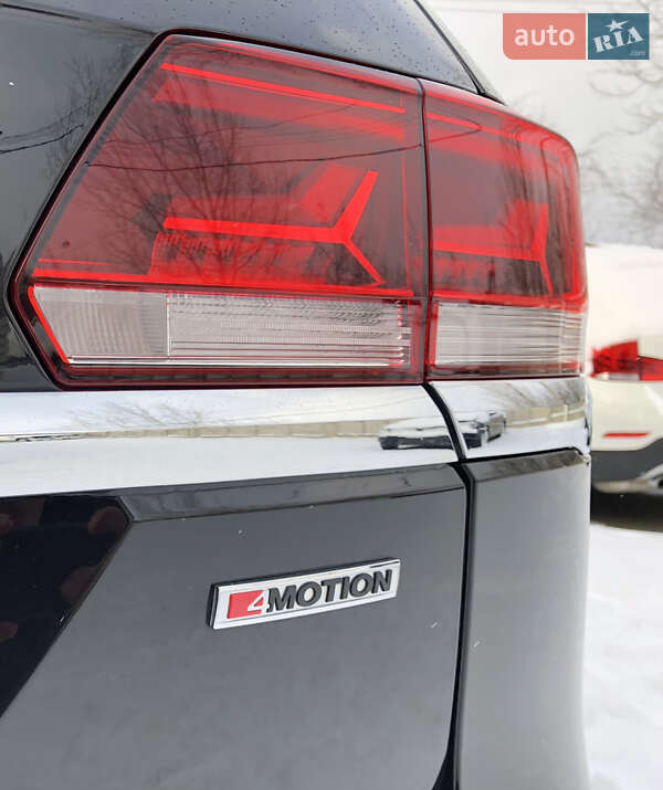 Позашляховик / Кросовер Volkswagen Atlas 2021 в Ірпені