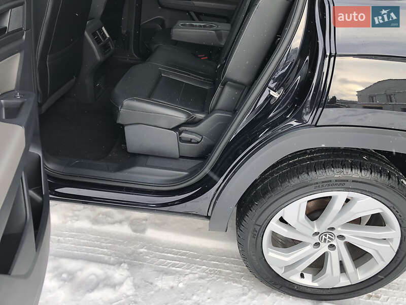 Позашляховик / Кросовер Volkswagen Atlas 2021 в Ірпені