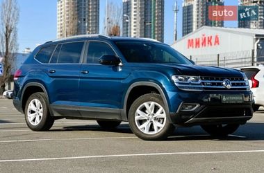 Позашляховик / Кросовер Volkswagen Atlas 2017 в Києві