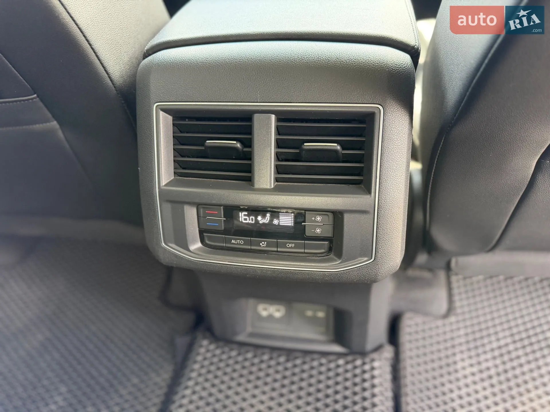 2018 Volkswagen Atlas - мініатюра 35