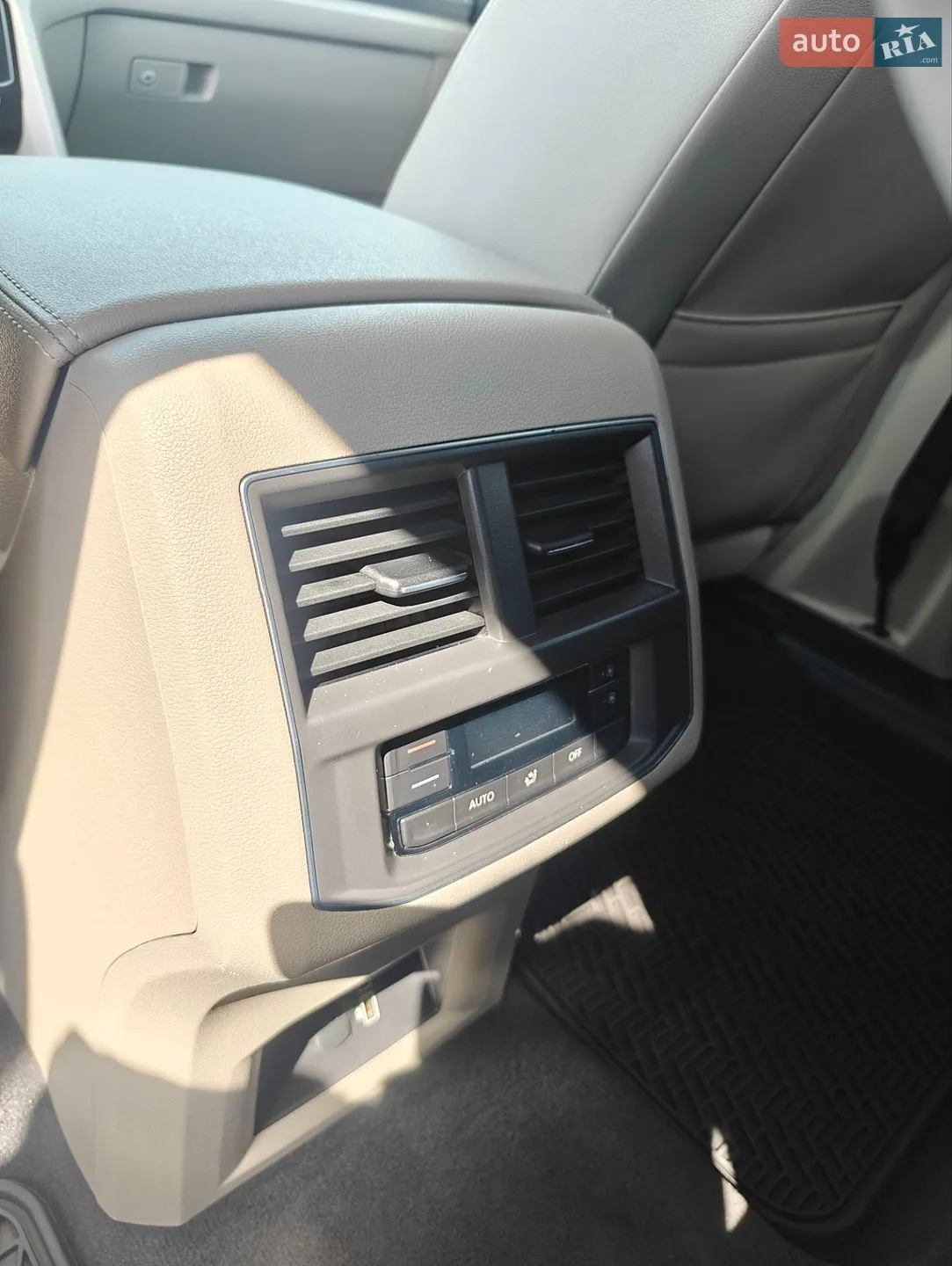 2018 Volkswagen Atlas - мініатюра 14
