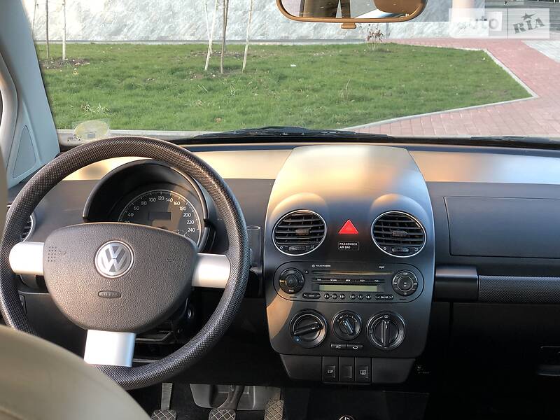 Хетчбек Volkswagen Beetle 2010 в Житомирі фото 27 Хетчбек Volkswagen Beetle 2010 в Житомирі