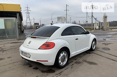 Хэтчбек Volkswagen Beetle 2016 в Киеве