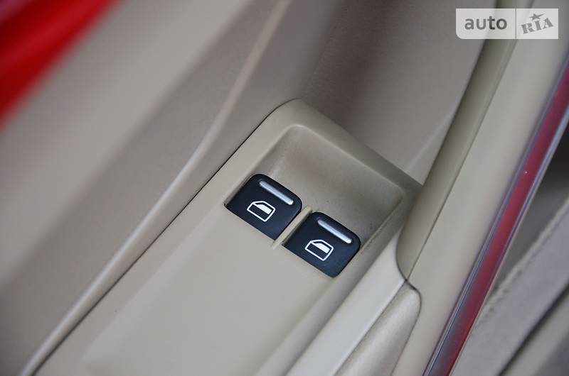 Хетчбек Volkswagen Beetle 2012 в Києві фото 10 Хетчбек Volkswagen Beetle 2012 в Києві