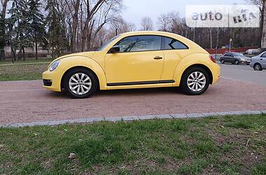 Хетчбек Volkswagen Beetle 2015 в 