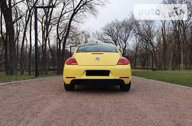 Хетчбек Volkswagen Beetle 2015 в 