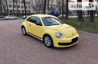 Хетчбек Volkswagen Beetle 2015 в 