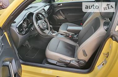 Хетчбек Volkswagen Beetle 2015 в 