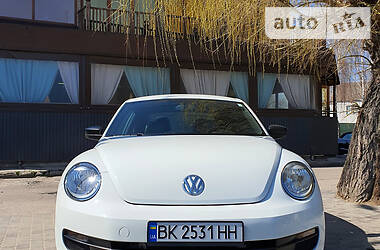 Хэтчбек Volkswagen Beetle 2015 в Ровно