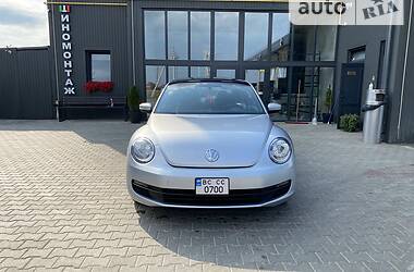Купе Volkswagen Beetle 2014 в Львові