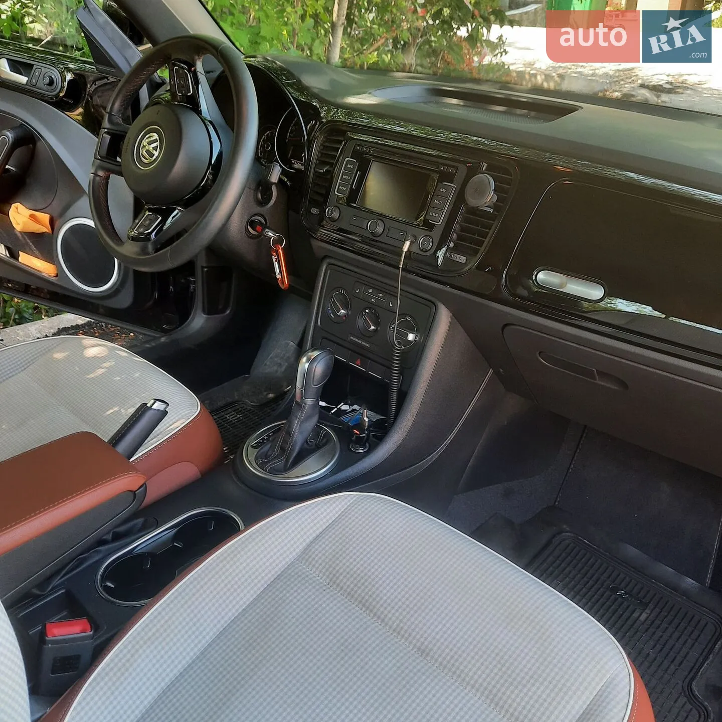 2014 Volkswagen Beetle - мініатюра 19