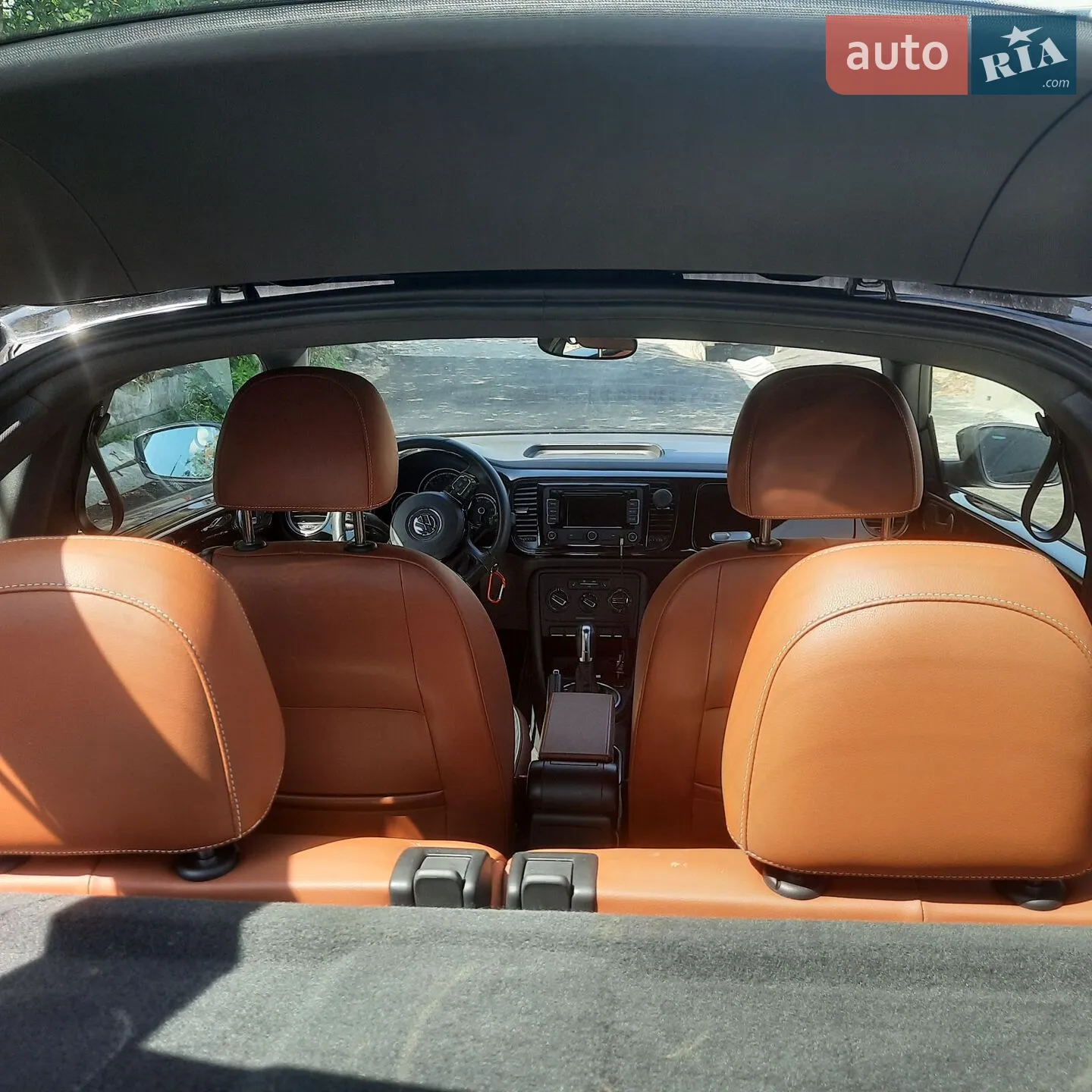 2014 Volkswagen Beetle - мініатюра 24