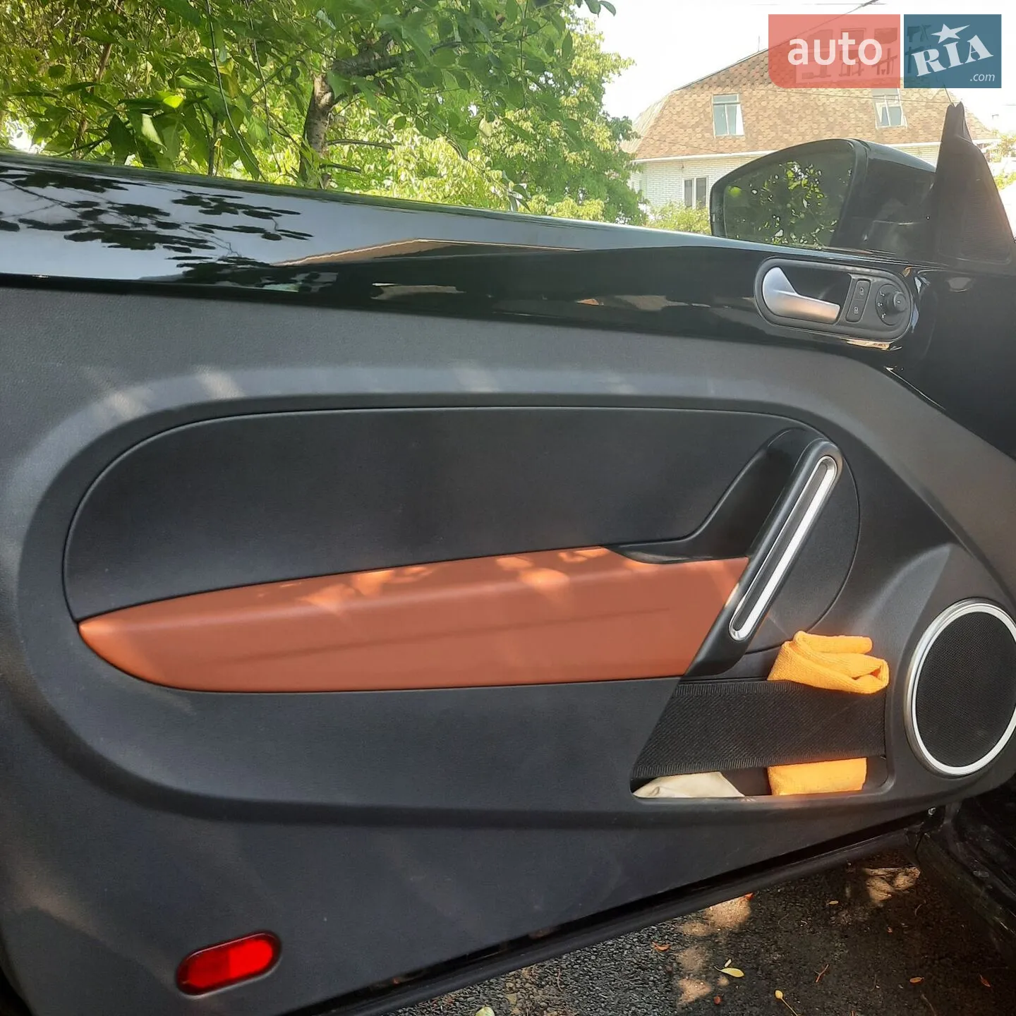 2014 Volkswagen Beetle - мініатюра 21