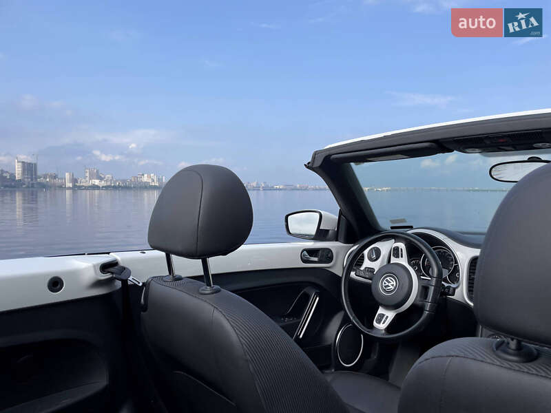 Кабриолет Volkswagen Beetle 2013 в Днепре