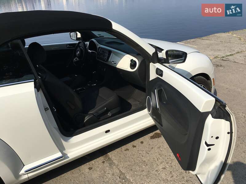 Кабриолет Volkswagen Beetle 2013 в Днепре