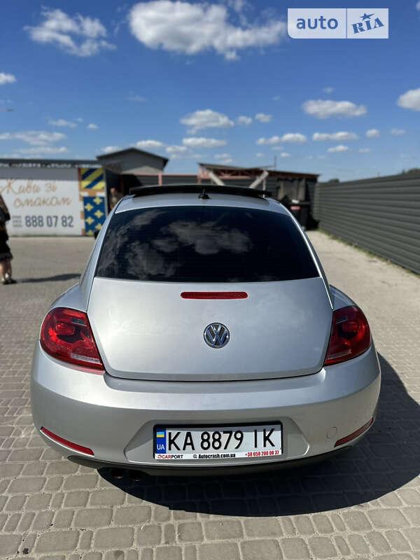 Хэтчбек Volkswagen Beetle 2012 в Киеве
