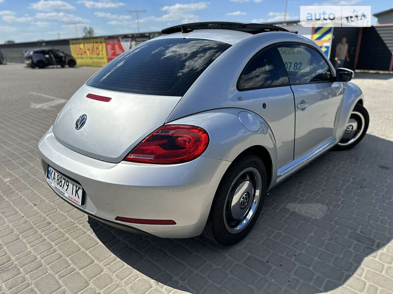 Хэтчбек Volkswagen Beetle 2012 в Киеве
