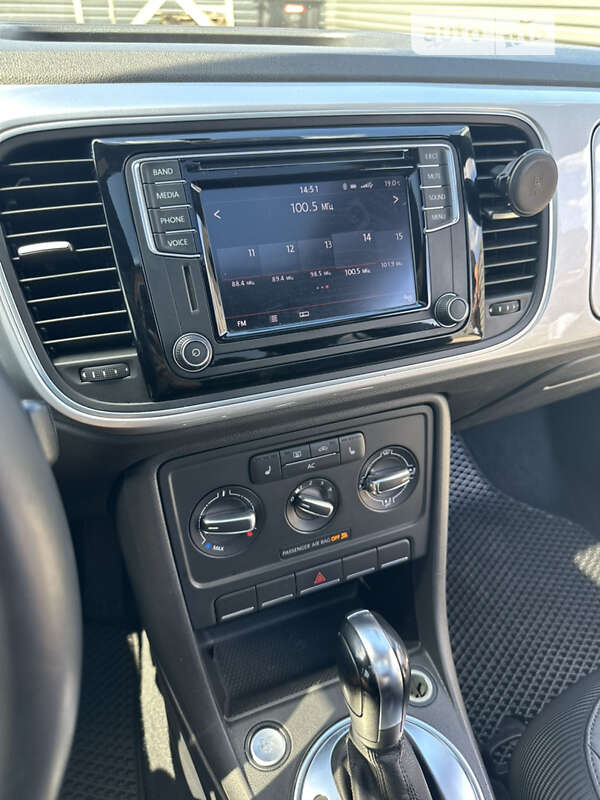 Хэтчбек Volkswagen Beetle 2012 в Киеве