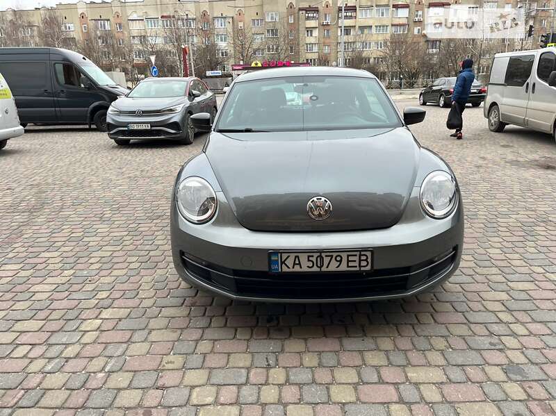 Хэтчбек Volkswagen Beetle 2012 в Тернополе