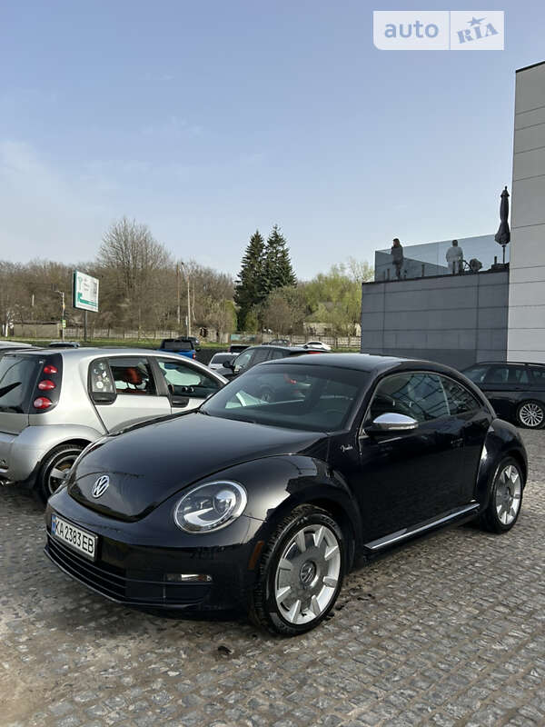 Хэтчбек Volkswagen Beetle 2013 в Львове