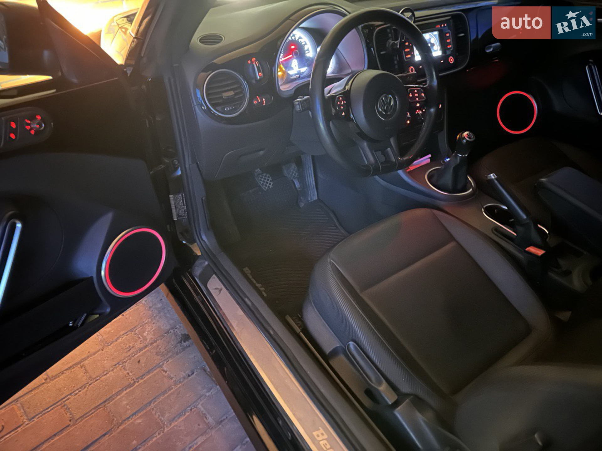 2015 Volkswagen Beetle - мініатюра 17