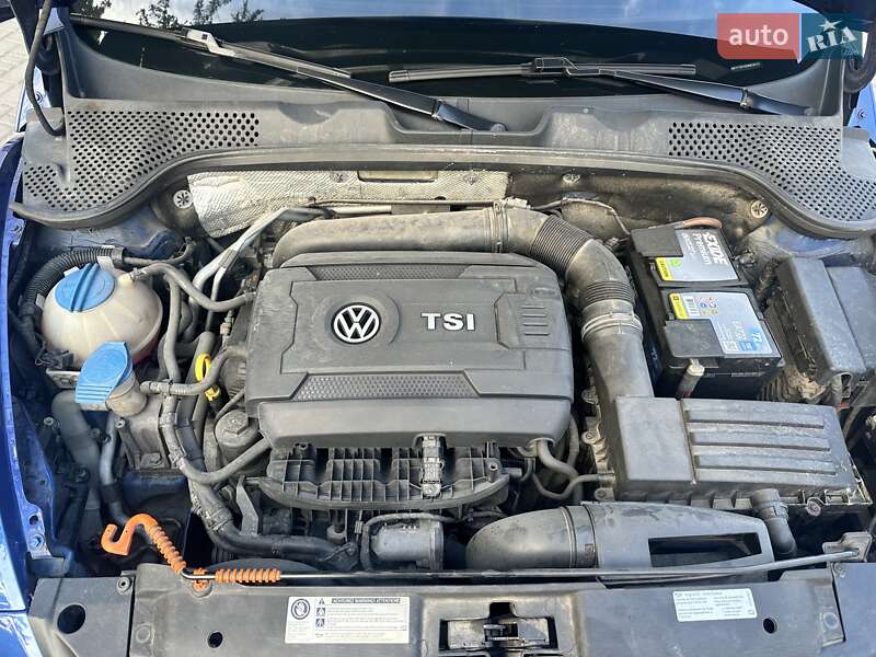 Кабриолет Volkswagen Beetle 2013 в Луцке