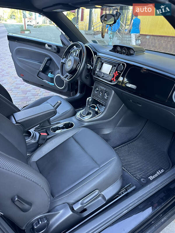 Кабріолет Volkswagen Beetle 2013 в Тернополі