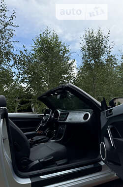 Кабриолет Volkswagen Beetle 2014 в 