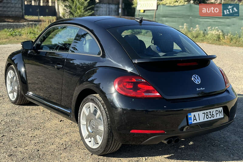 Хэтчбек Volkswagen Beetle 2015 в Ивано-Франковске