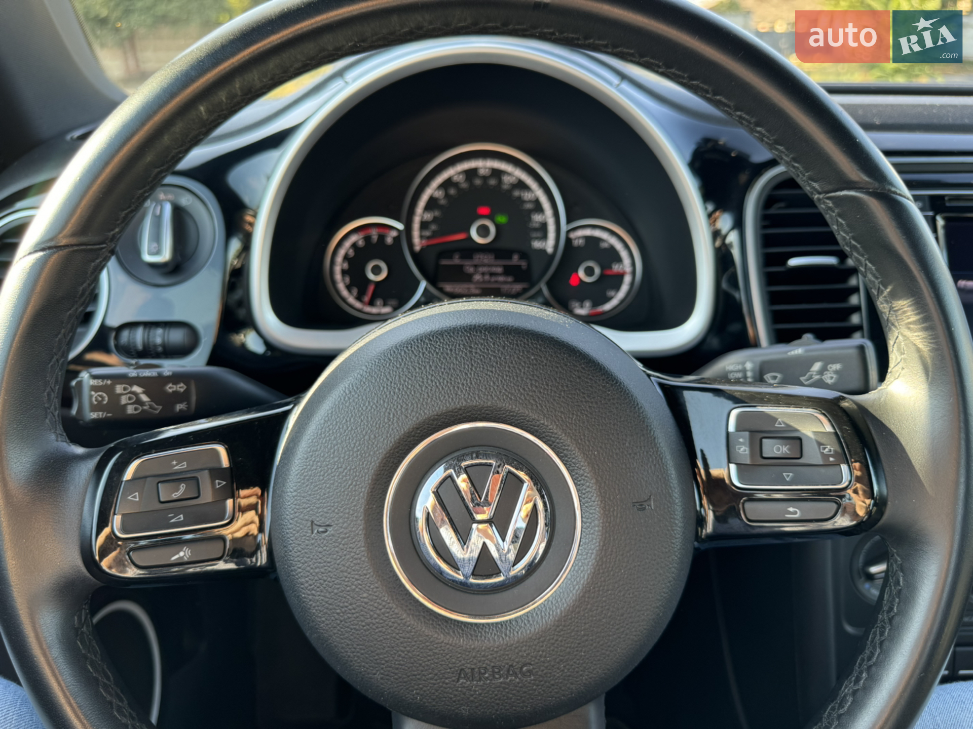 2015 Volkswagen Beetle - мініатюра 17