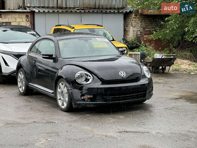 Хэтчбек Volkswagen Beetle 2015 в Ивано-Франковске