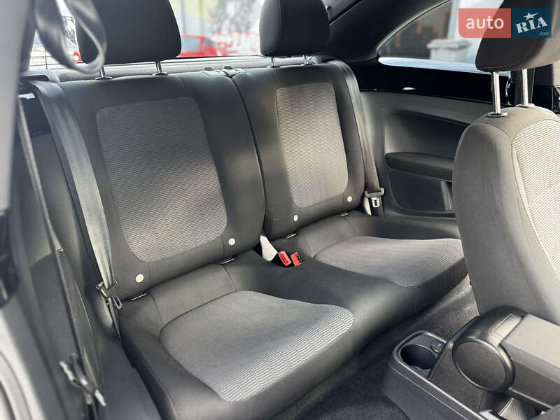 Хетчбек Volkswagen Beetle 2012 в Житомирі