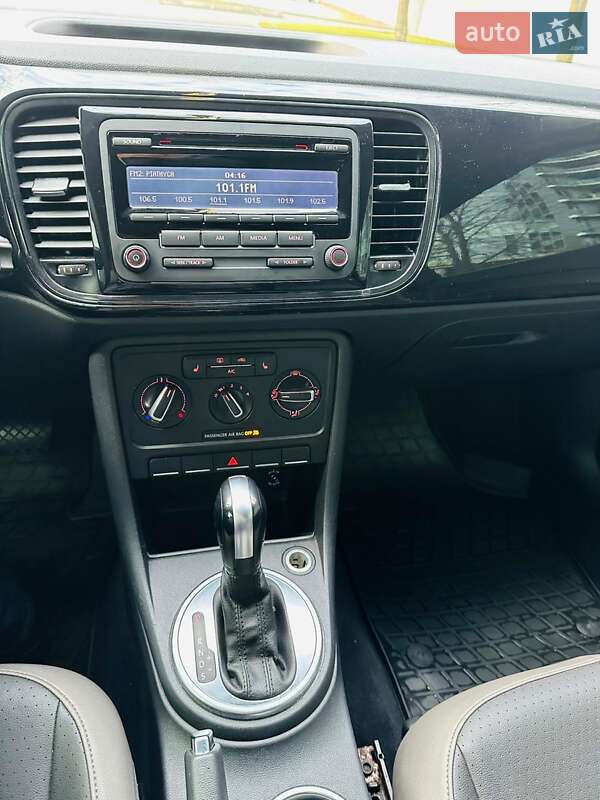 Хетчбек Volkswagen Beetle 2015 в Києві