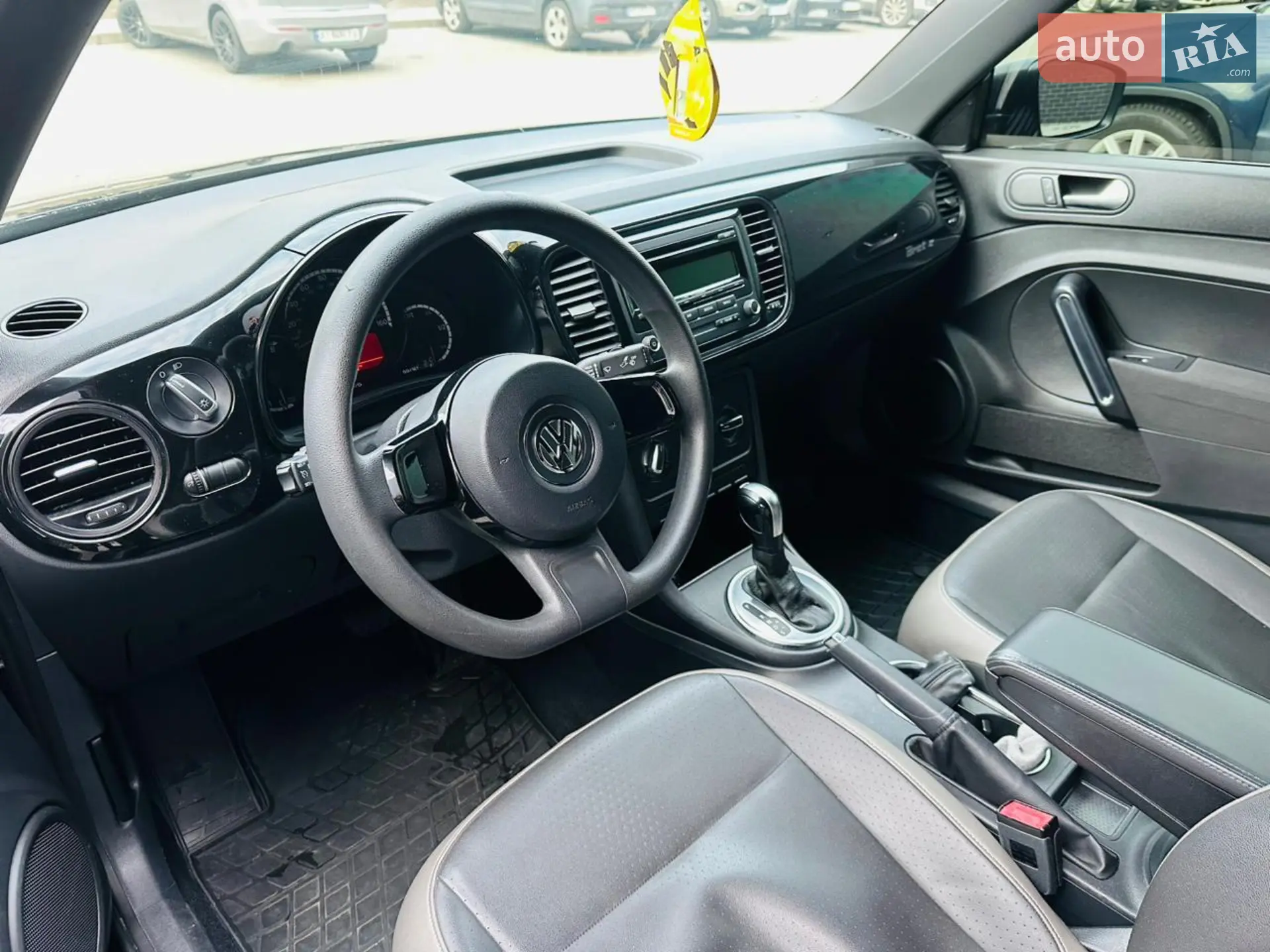 2015 Volkswagen Beetle - мініатюра 8
