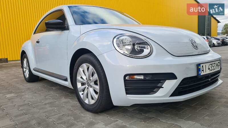 Хетчбек Volkswagen Beetle 2017 в Вишневому фото 4 Хетчбек Volkswagen Beetle 2017 в Вишневому